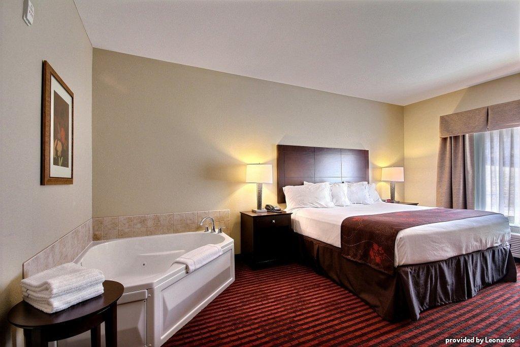 Best Western Plus Louisa Room photo