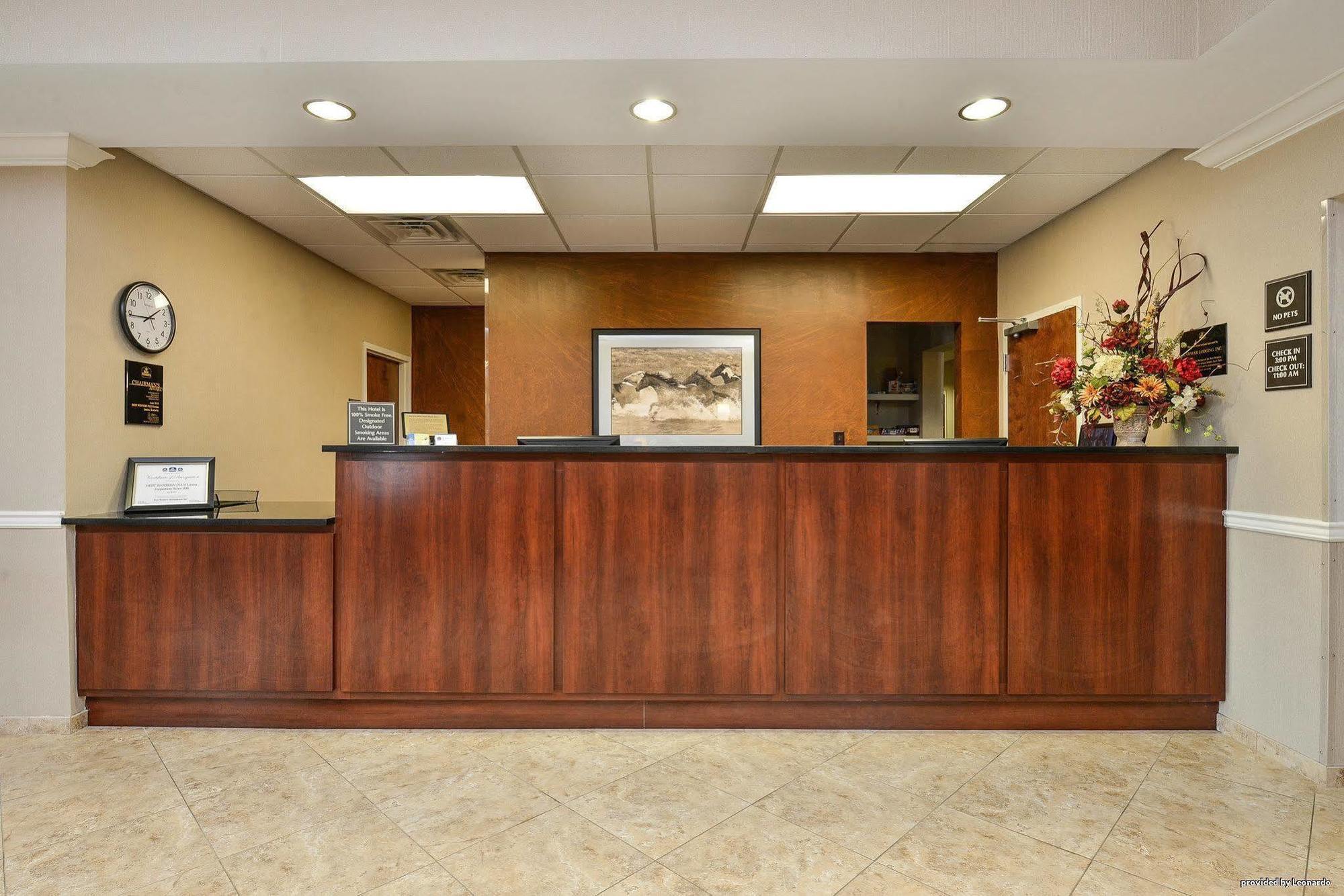 Best Western Plus Louisa Exterior photo